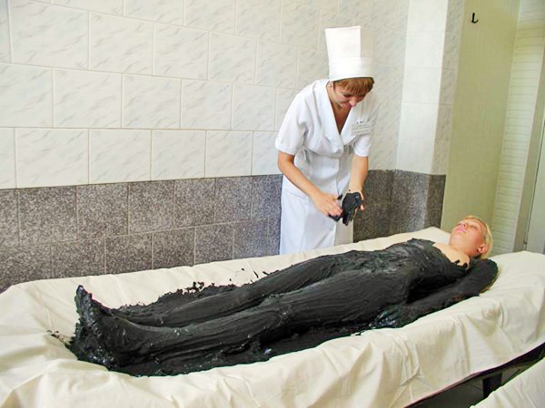 Процедури бальнеотерапії в санаторії «Бердянськ»